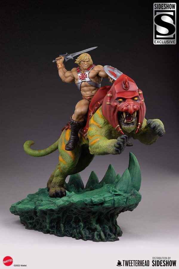 Masters of the Universe Estatua He-Man and Battle Cat Classic Deluxe 59 cm - Imagen 3